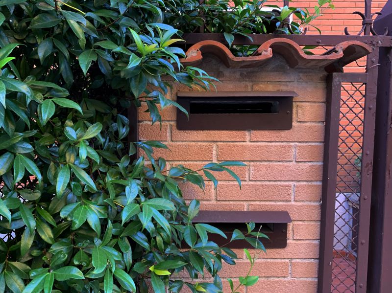 Brick Mailbox Repair